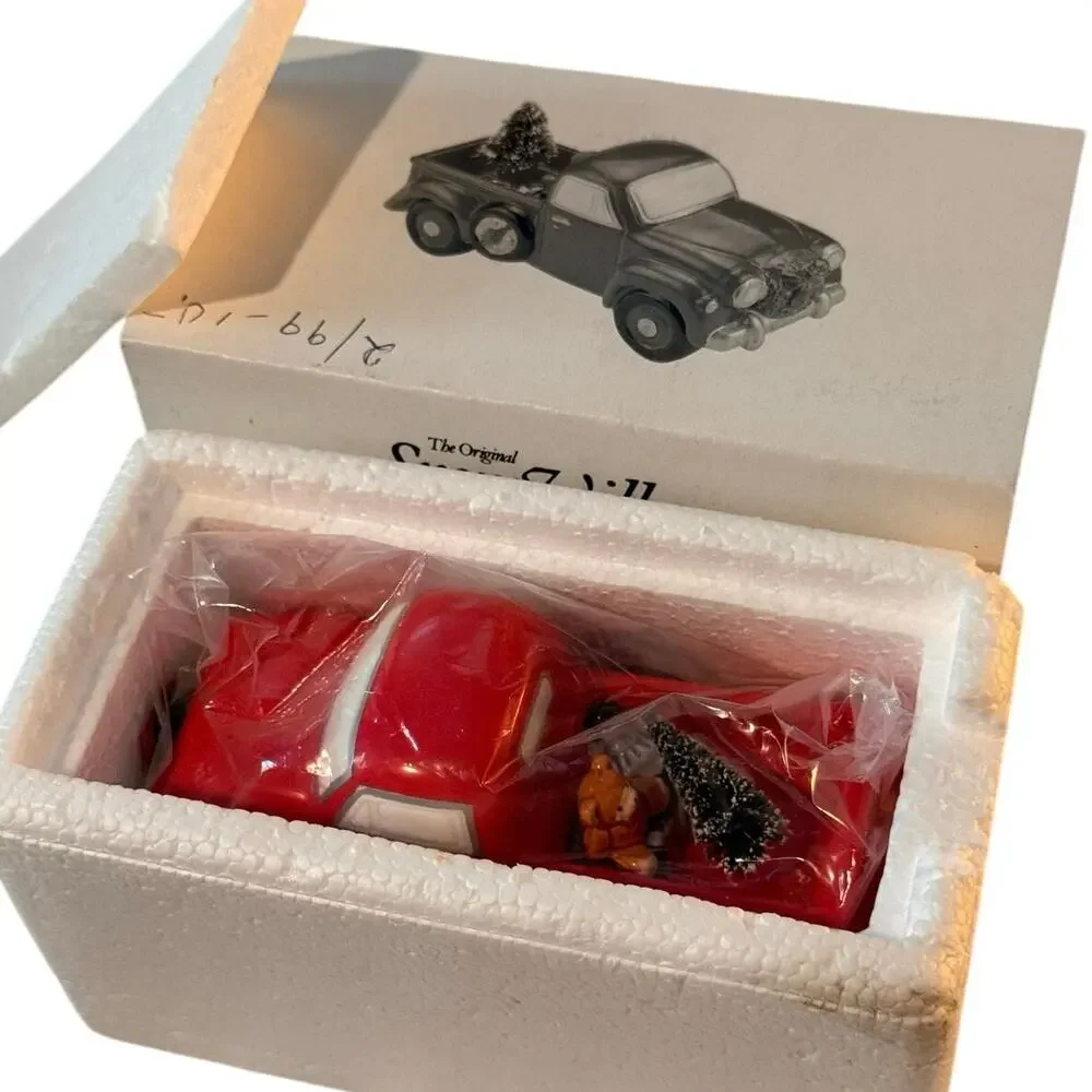 Vintage Department 56 Snow Village Pick-up and Delivery Red Truck 54542 Boxed